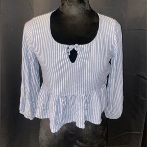Hollister Long Sleeve Crop